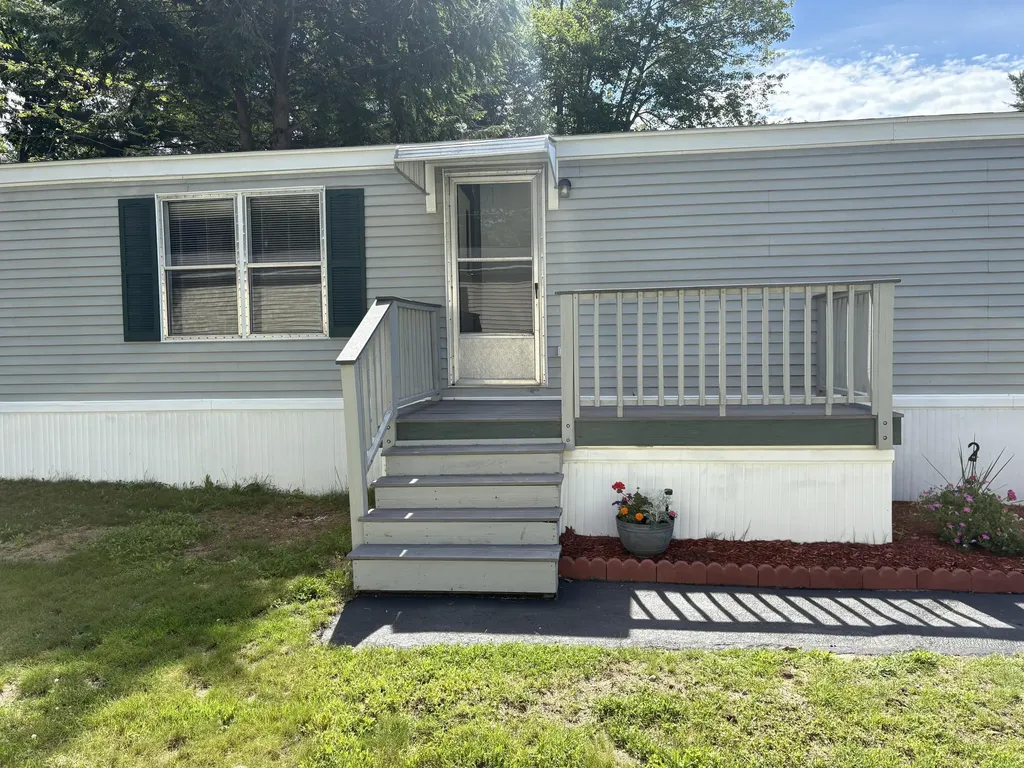 8 Mayflower Drive Old Orchard Beach ME 04064