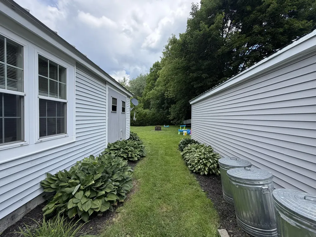 12 Elm Street Newport ME 04953