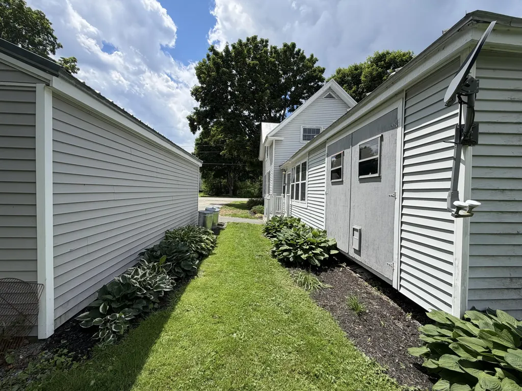 12 Elm Street Newport ME 04953