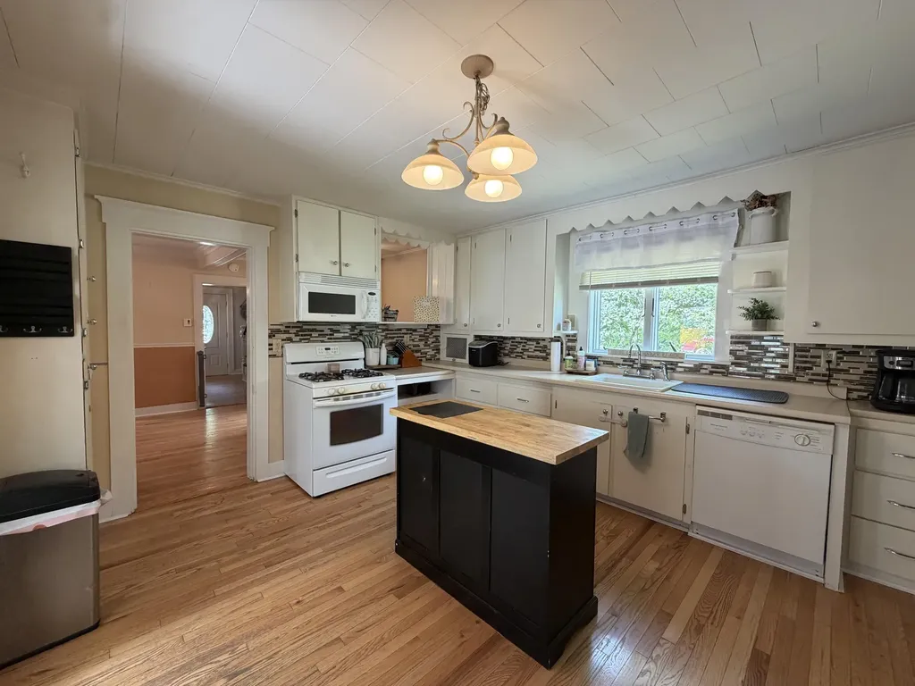 12 Elm Street Newport ME 04953