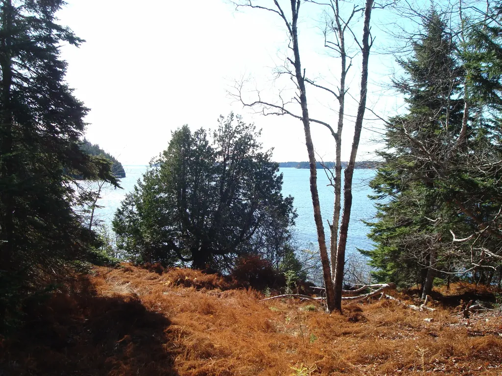 M26, L5 Deep Cove Lane Islesboro ME 04848