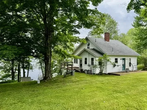7 21st Fire Road China ME 04358