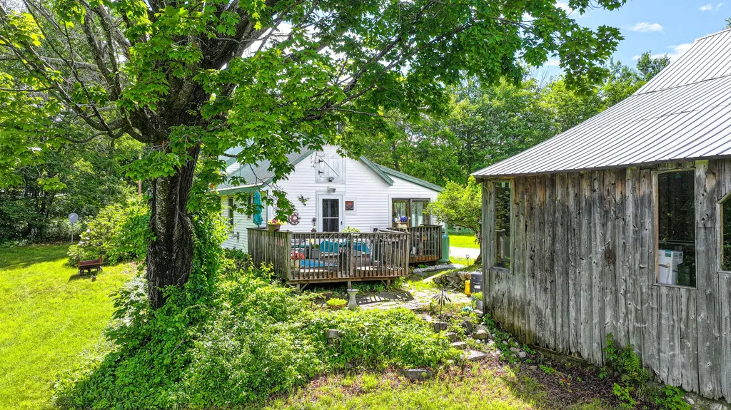 362 Knights Hill Road Sweden ME 04088