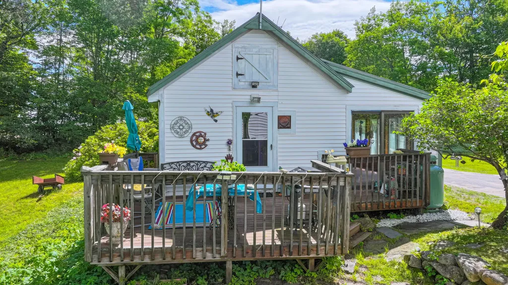362 Knights Hill Road Sweden ME 04088