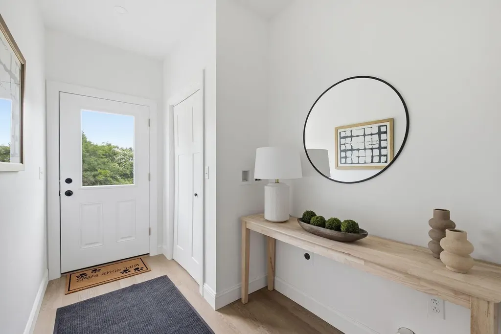 27 Furlong Road Richmond ME 04357