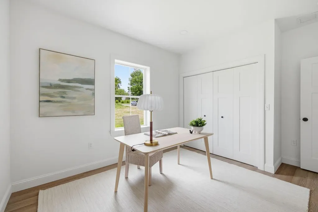 27 Furlong Road Richmond ME 04357