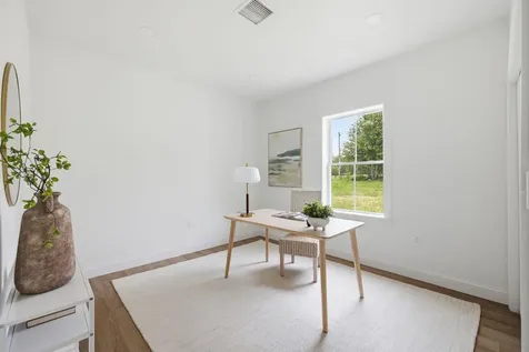 27 Furlong Road Richmond ME 04357