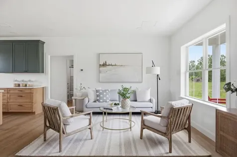 27 Furlong Road Richmond ME 04357