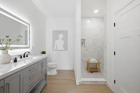 27 Furlong Road Richmond ME 04357