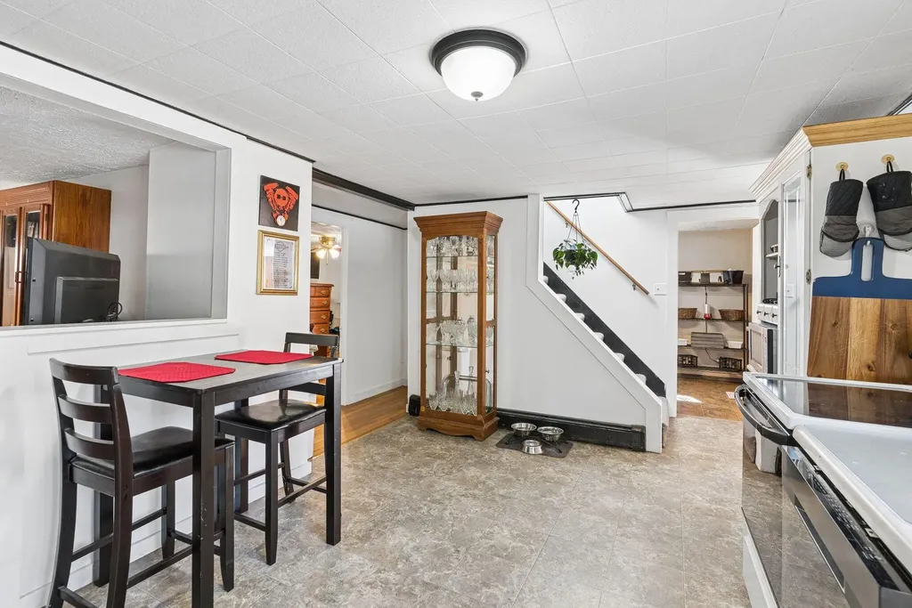2 Carew Avenue Lewiston ME 04240