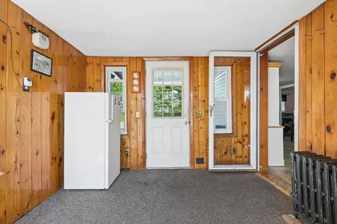 2 Carew Avenue Lewiston ME 04240