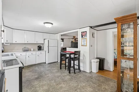 2 Carew Avenue Lewiston ME 04240