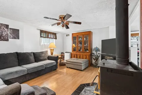 2 Carew Avenue Lewiston ME 04240