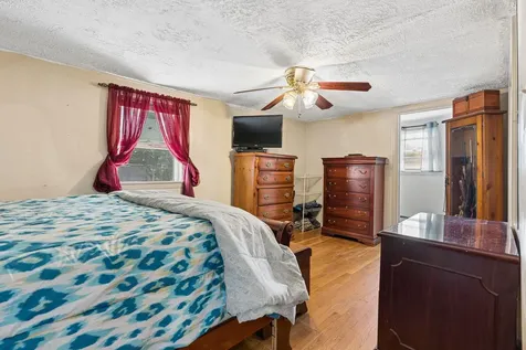 2 Carew Avenue Lewiston ME 04240
