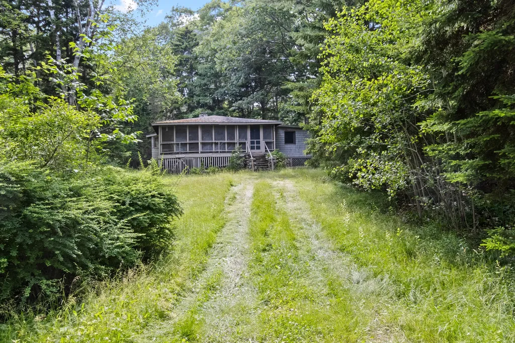100 Highland Avenue Portland ME 04108