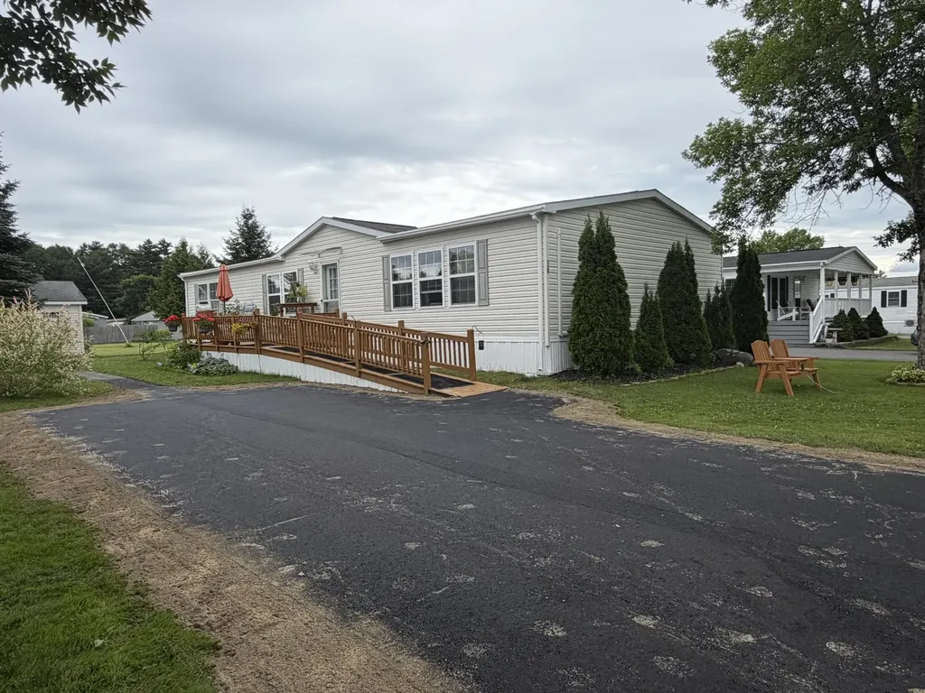 29 I Street Bangor ME 04401