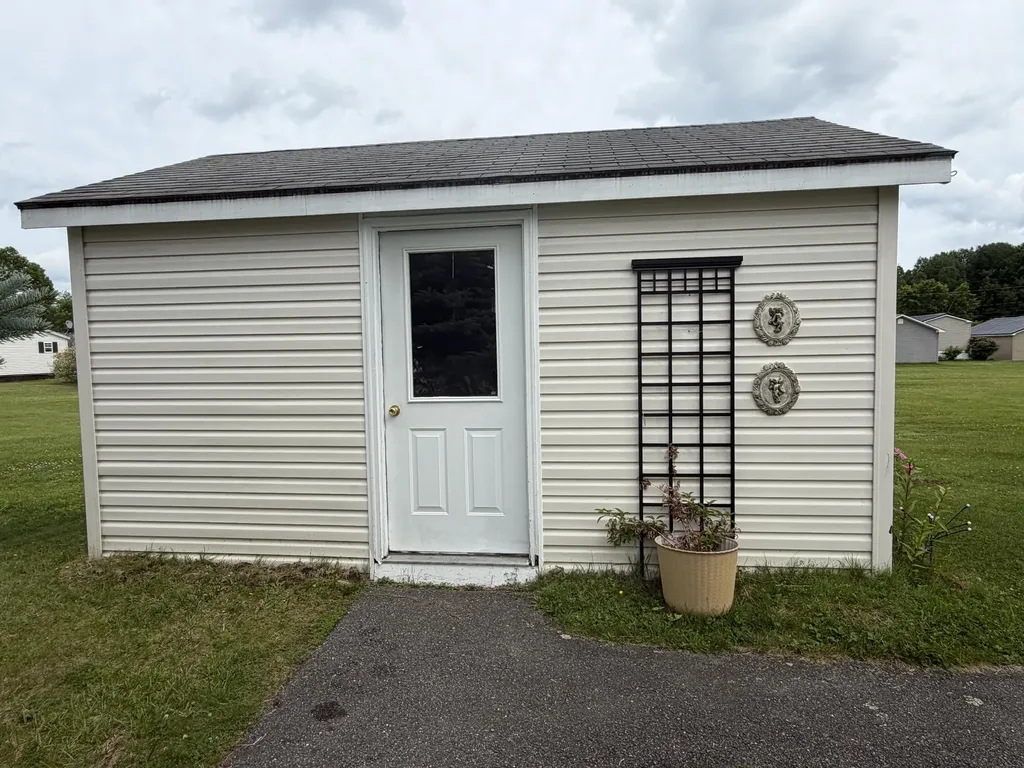 29 I Street Bangor ME 04401