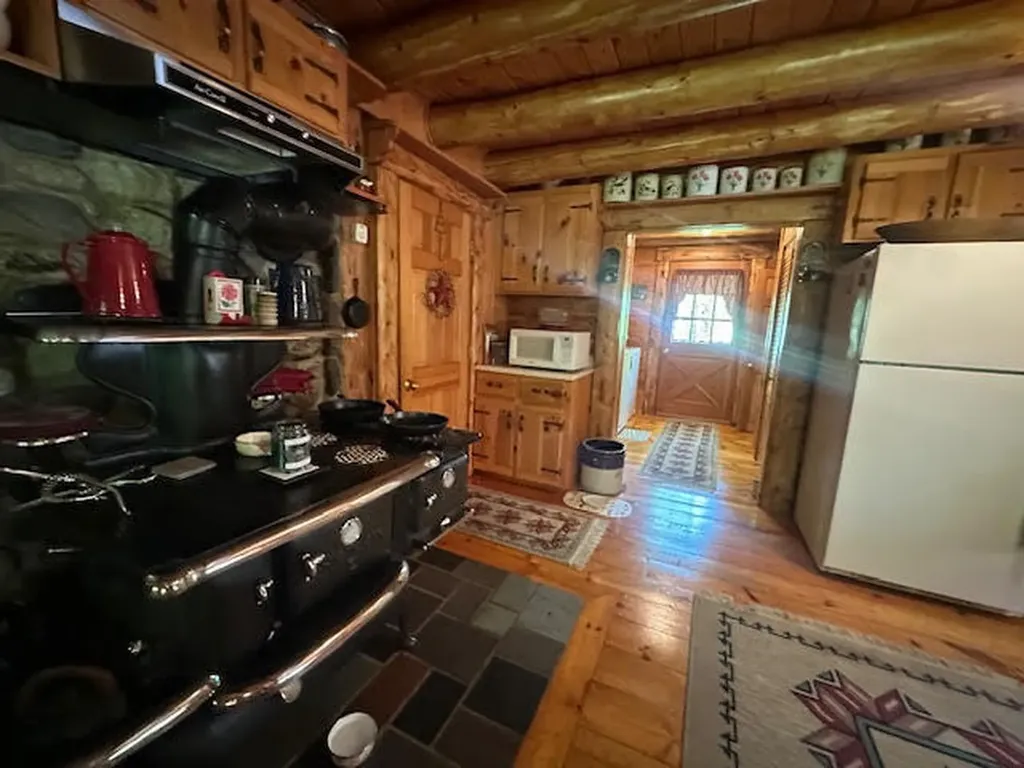 11 Clark Lane Searsport ME 04974