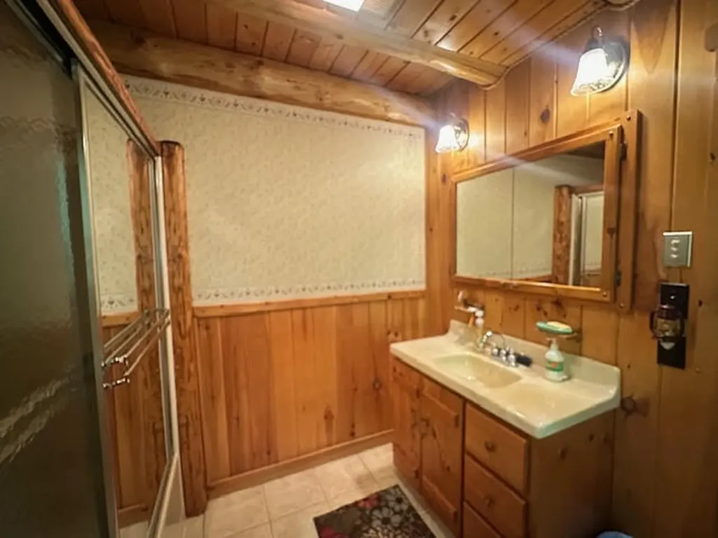 11 Clark Lane Searsport ME 04974