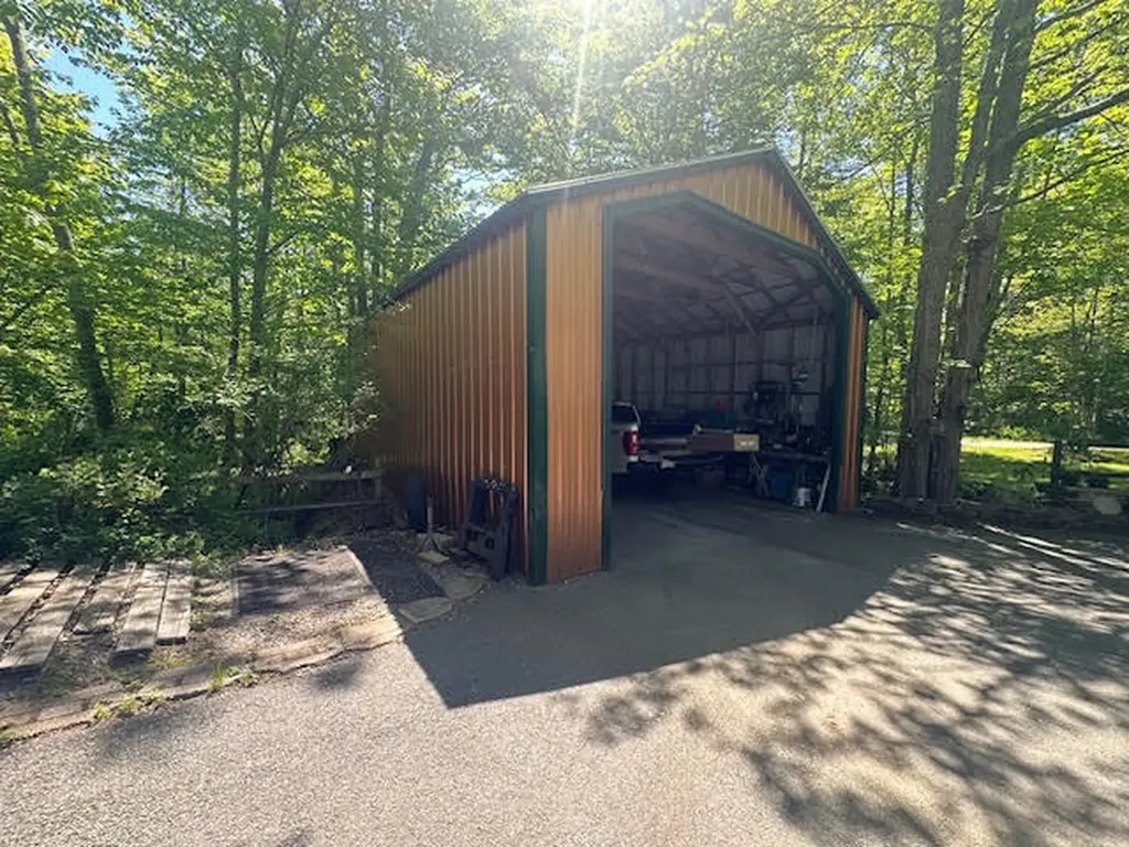 11 Clark Lane Searsport ME 04974