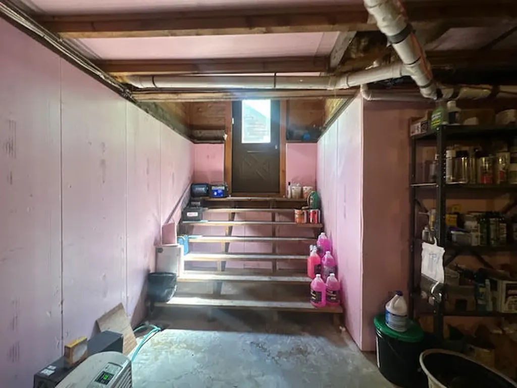 11 Clark Lane Searsport ME 04974