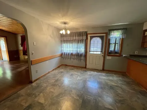 18 Creamer Drive Plymouth ME 04969