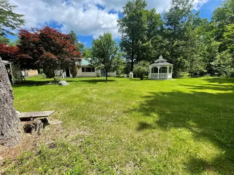 18 Creamer Drive Plymouth ME 04969