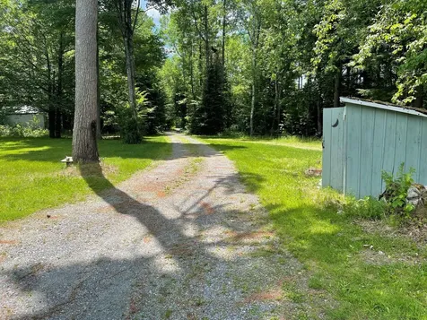 18 Creamer Drive Plymouth ME 04969