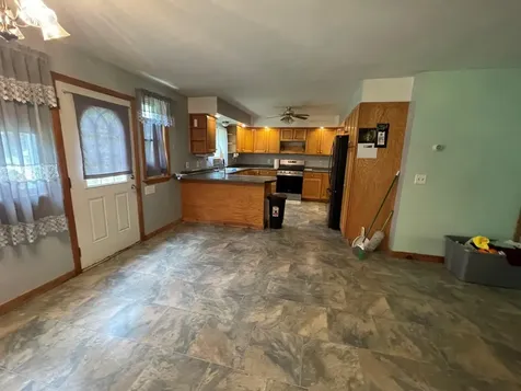 18 Creamer Drive Plymouth ME 04969