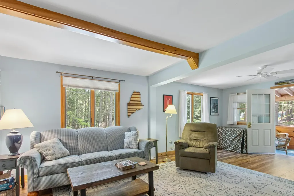 384 Pleasant Avenue Portland ME 04108