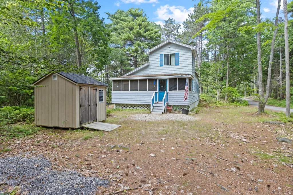 384 Pleasant Avenue Portland ME 04108