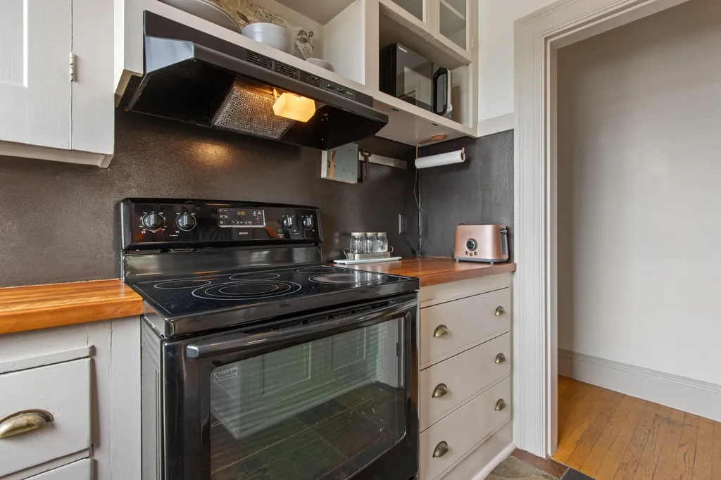 29 Deering Street Portland ME 04101
