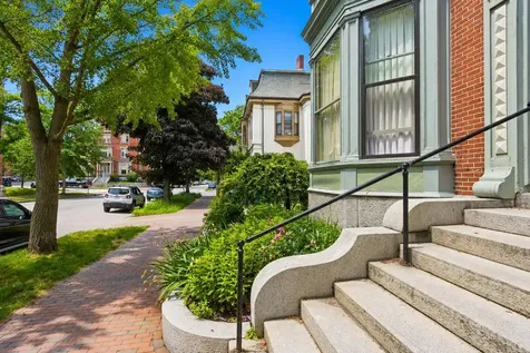 29 Deering Street Portland ME 04101