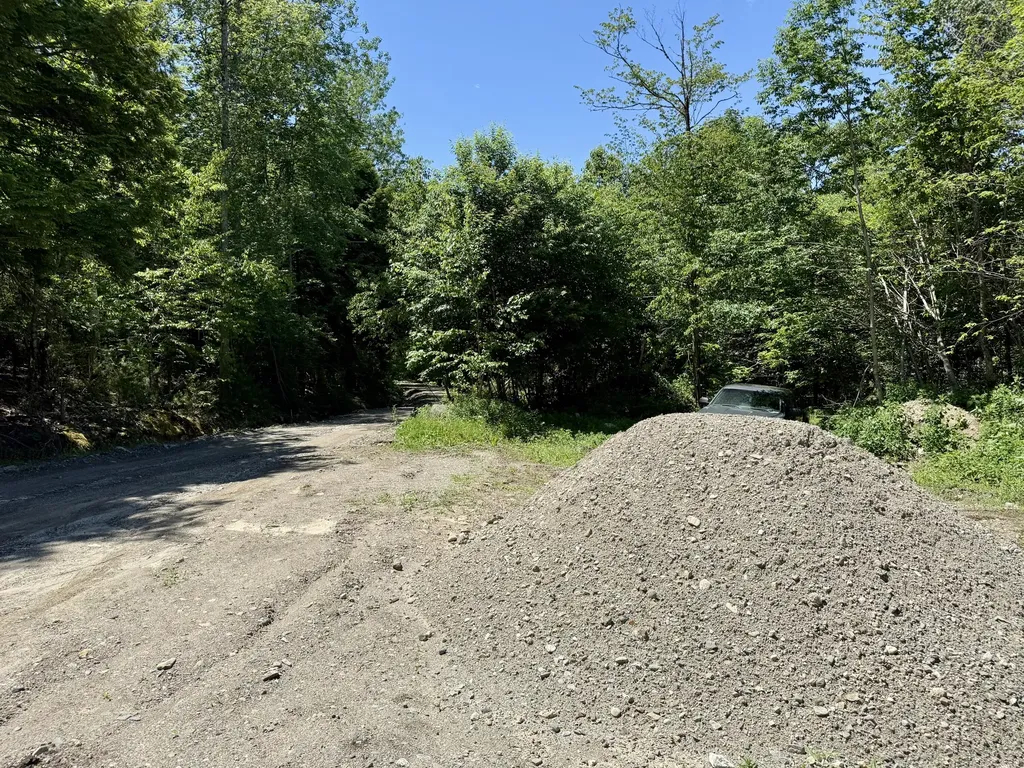 390 Upper Long Pond Bucksport ME 04416