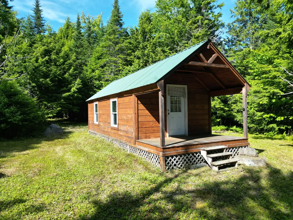 195 W Old Main Road Lowell ME 04493