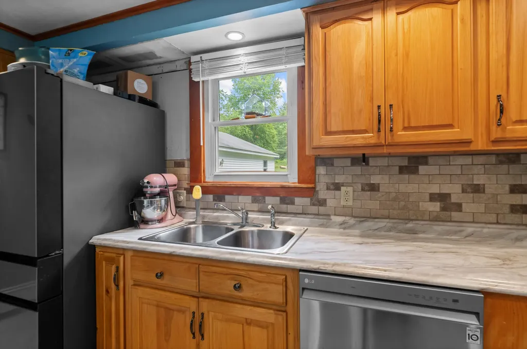 409 Church Hill Road Augusta ME 04330
