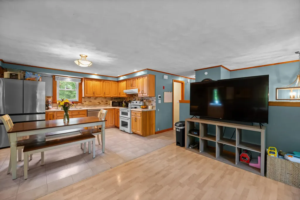 409 Church Hill Road Augusta ME 04330