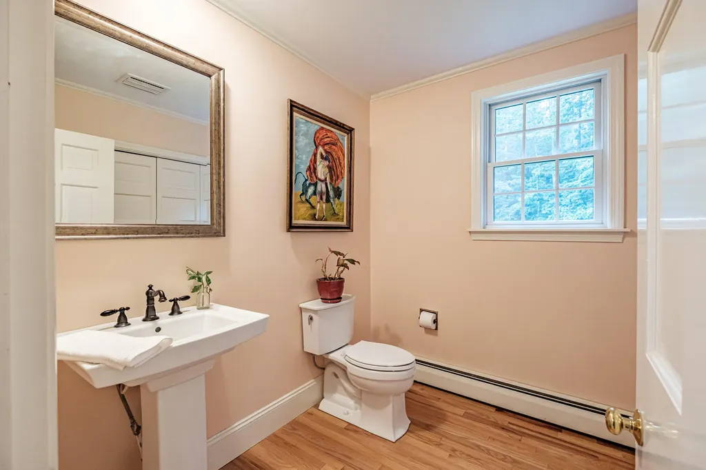 17 Heritage Lane Falmouth ME 04105