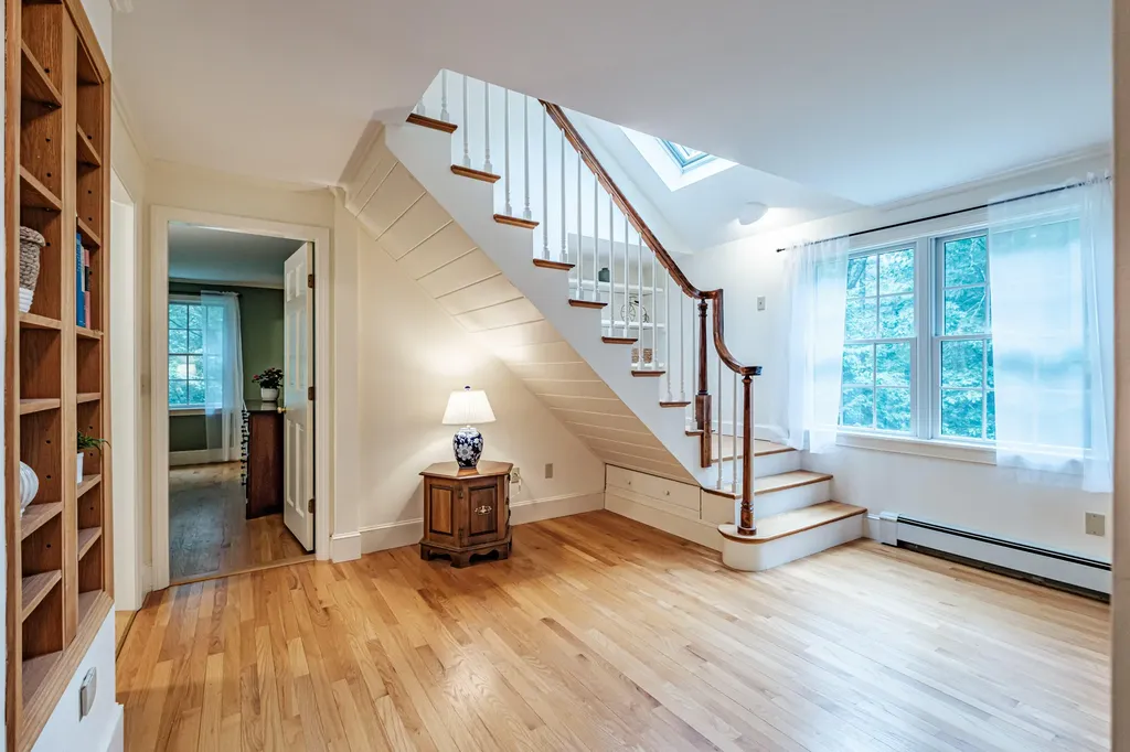 17 Heritage Lane Falmouth ME 04105