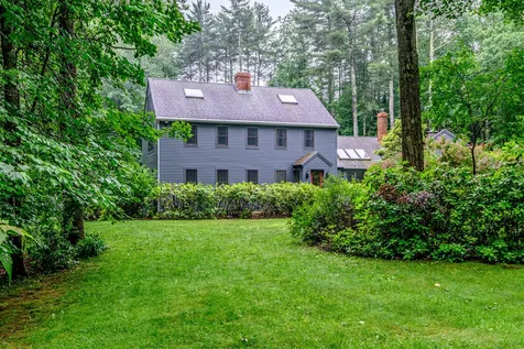 17 Heritage Lane Falmouth ME 04105