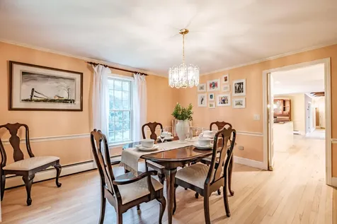 17 Heritage Lane Falmouth ME 04105