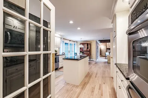 17 Heritage Lane Falmouth ME 04105