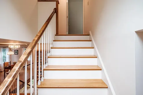 17 Heritage Lane Falmouth ME 04105