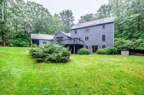 17 Heritage Lane Falmouth ME 04105
