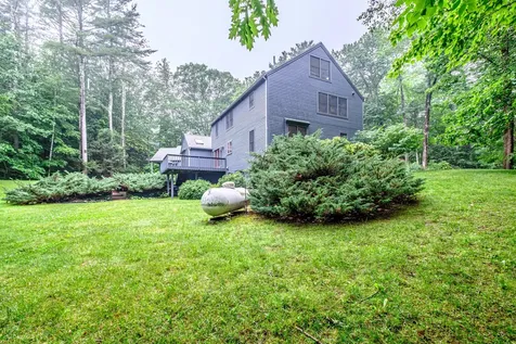 17 Heritage Lane Falmouth ME 04105