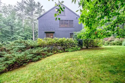 17 Heritage Lane Falmouth ME 04105