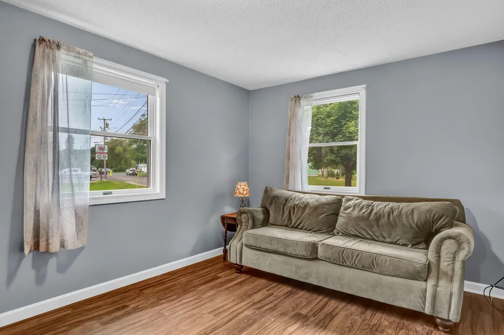 85 Main Street Rockland ME 04841
