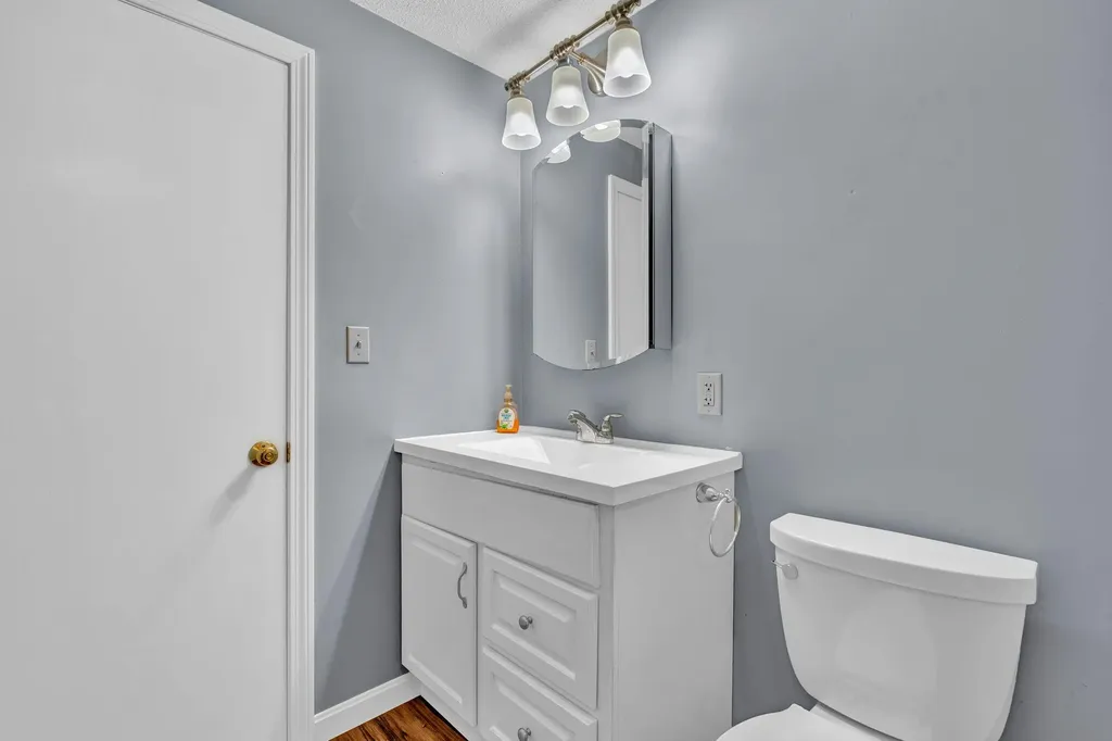 85 Main Street Rockland ME 04841