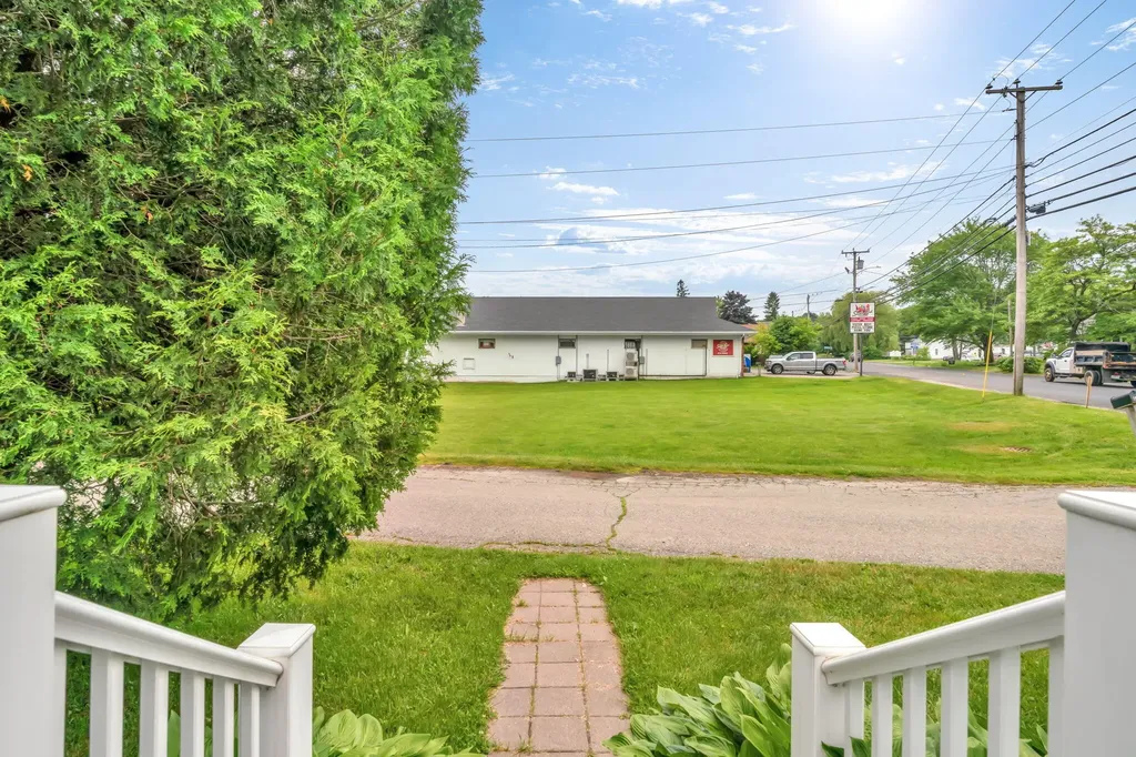 85 Main Street Rockland ME 04841