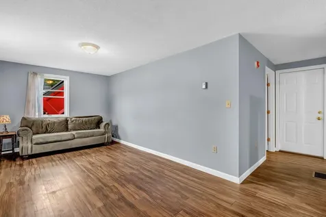 85 Main Street Rockland ME 04841
